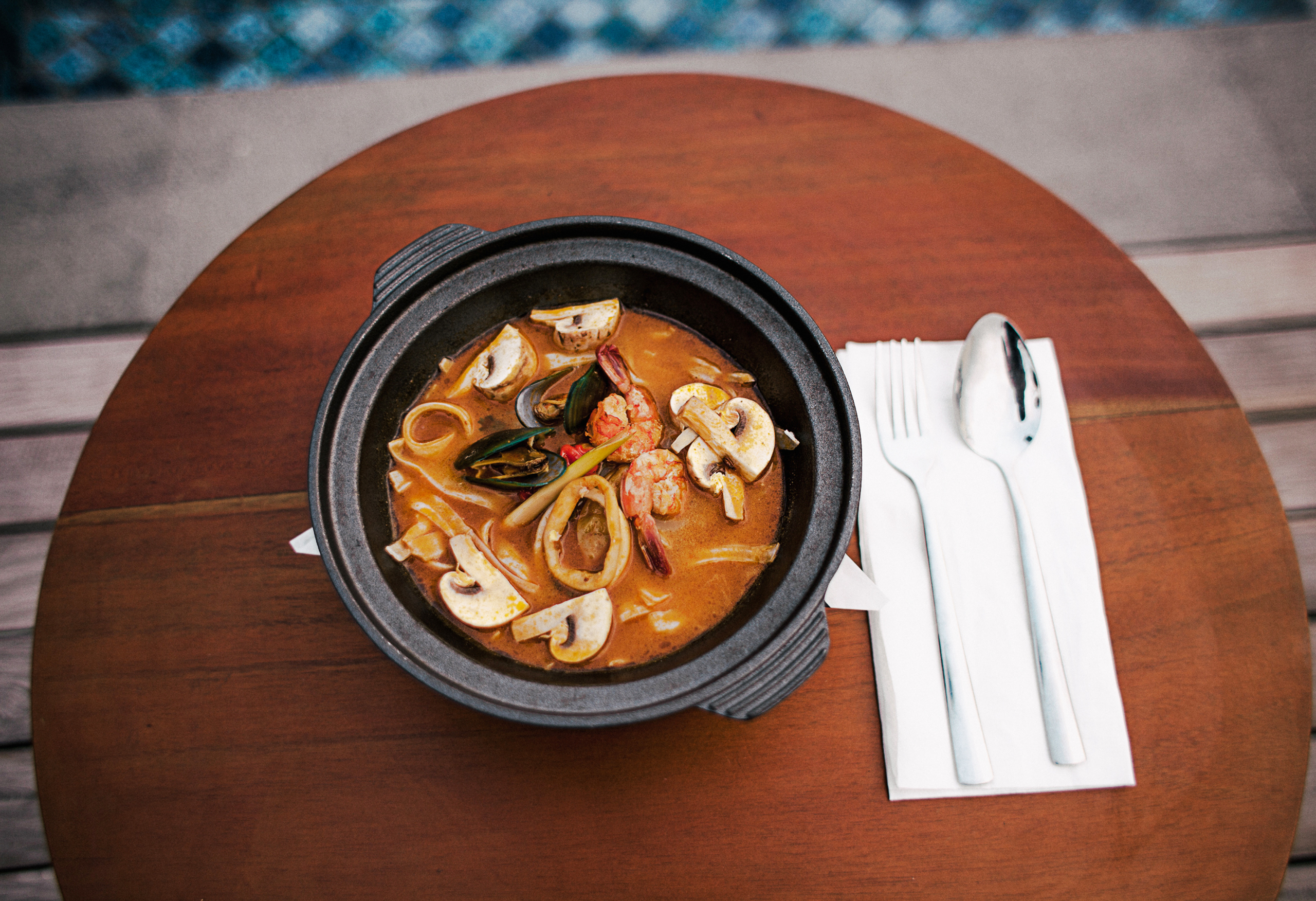 Pomidorowy chłodnik z ośmiornicą